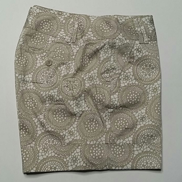 Cato Pants - Cato Contemporary Lower Rise Shorts Sz. 4